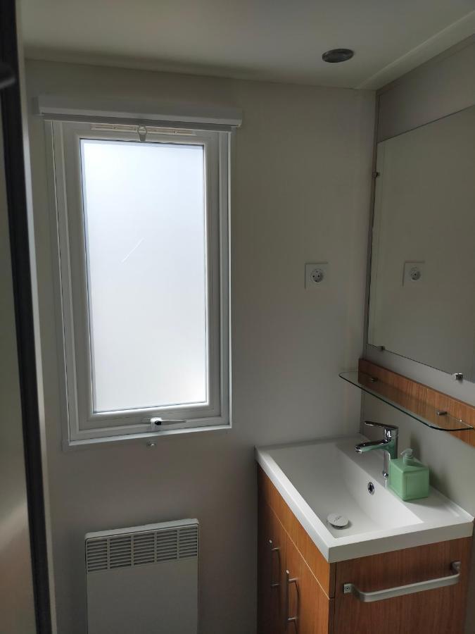 Bj Chalets - De Rug 3 - Vakantiepark Lauwersoog - Luxe Chalet Met Vaatwasser En Inloopkast! Vroege Incheck! Met Airco! Dış mekan fotoğraf